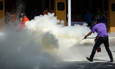 مواردی که نیاز به توجه در نگهداری و استفاده از دستگاه های آتش نشانی دی اکسید کربن دارند